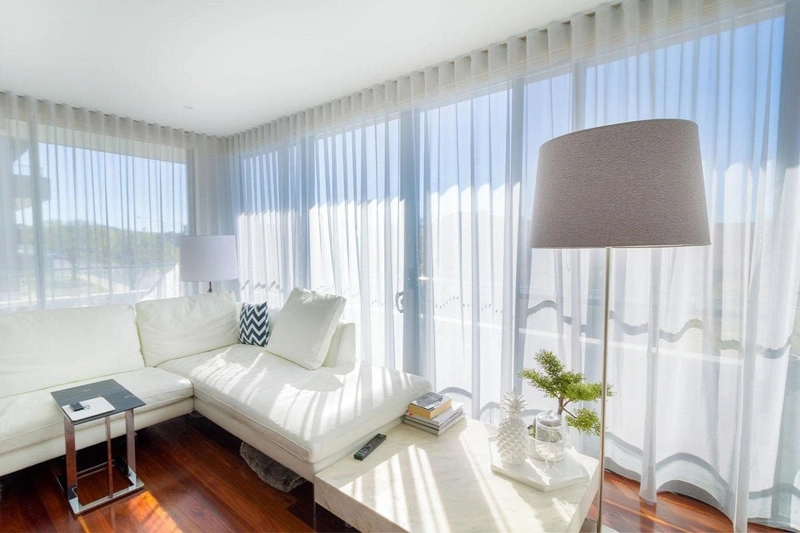 Light & Airy 